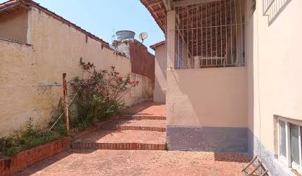 Casa com 3 quartos à venda no Jardim Paulista, São José dos Campos  por R$ 440.000