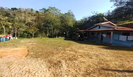 Chácara / sítio com 2 quartos à venda em Pouso Alto, Natividade da Serra  por R$ 600.000