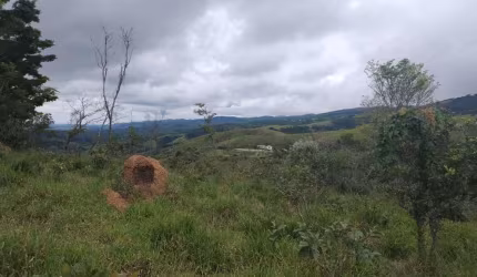 Chácara / sítio com 2 quartos à venda no Bairro da Serrinha, Caçapava  por R$ 330.000