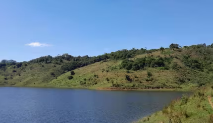 Fazenda à venda no Pavoeiro, Paraibuna  por R$ 2.000.000