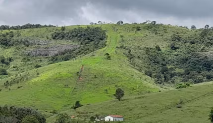 Fazenda à venda no Lajeado, Paraibuna  por R$ 4.300.000
