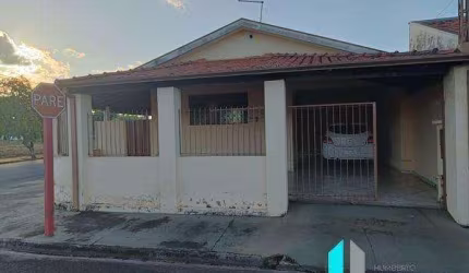 Casa para Venda em Araraquara, Vila Biagioni (Vila Xavier), 3 dormitórios, 3 banheiros, 4 vagas