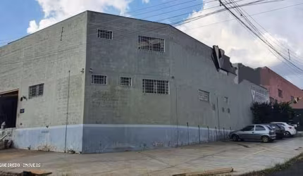 Salão Comercial para Venda em Araraquara, Jardim Rafaela Amoroso Micelli, 1 dormitório, 2 banheiros, 4 vagas