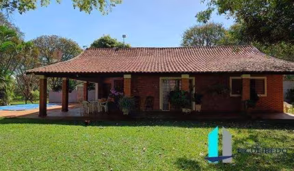 Casa para Venda em Araraquara, 7º Distrito Industrial (Antonio Zanin), 2 dormitórios, 2 banheiros, 5 vagas