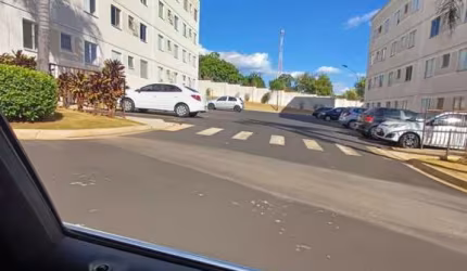 Apartamento para Locação em Araraquara, Jardim das Flores, 2 dormitórios, 1 banheiro, 1 vaga
