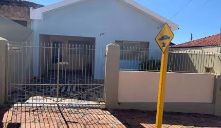 Casa para Venda em Araraquara, Jardim do Carmo, 2 dormitórios, 1 banheiro, 1 vaga