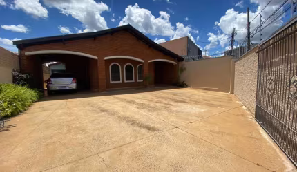 Casa para Venda em Araraquara, Jardim Morada do Sol (Vila Xavier), 4 dormitórios, 1 suíte, 2 banheiros, 6 vagas