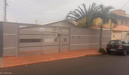 Casa para Venda em Araraquara, Jardim do Carmo, 3 dormitórios, 2 suítes, 4 banheiros, 4 vagas