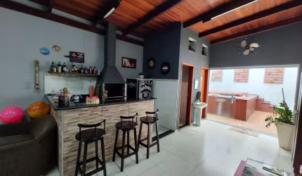 Casa para Venda em Araraquara, Jardim São Francisco, 3 dormitórios, 1 suíte, 3 banheiros, 4 vagas