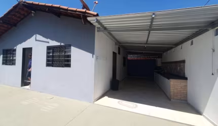 Casa para Venda em Araraquara, Jardim Mangiacapra, 2 dormitórios, 1 suíte, 1 banheiro, 2 vagas