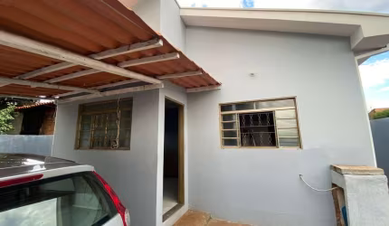 Casa para Venda em Araraquara, Parque Residencial Iguatemi, 3 dormitórios, 1 suíte, 10 banheiros, 2 vagas