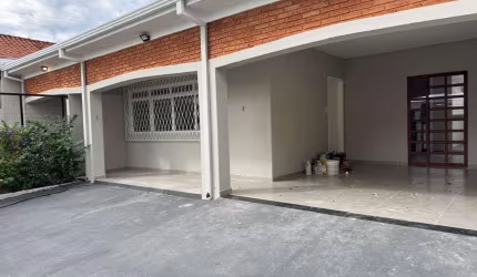 Casa para Venda em Araraquara, Centro, 3 dormitórios, 1 suíte, 3 banheiros, 4 vagas