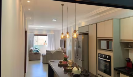 Casa com 3 quartos à venda na Rua Carleto Domingues, Jardim Veneza, Mogi Guaçu por R$ 600.000
