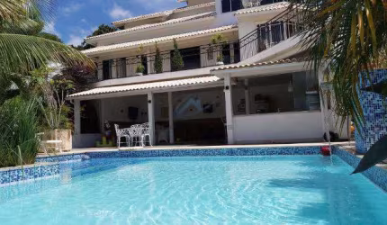 Casa em condomínio fechado com 4 quartos à venda em Pendotiba