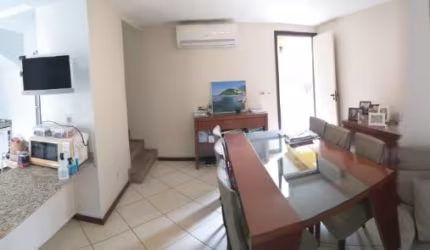 Casa de Condomínio com 3 dorms, Maria Paula, Niterói - R$ 440 mil, Cod: 947