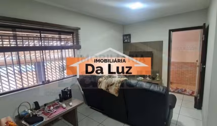VENDE-SE SOBRADO COM 2 QUARTOS 2 VAGAS DE GARAGEM NO CAMPESTRE SANTO ANDRÉ