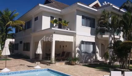 Casa Triplex | Village Marapendi | Arésia Imóveis