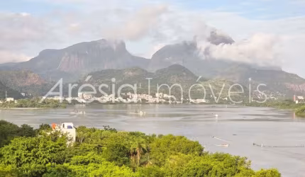 Exclusivo: Apartamento de 160m² com Vista Privilegiada na Península