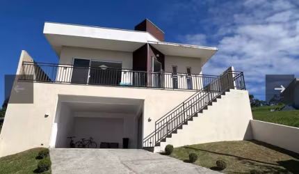 Pronta para Morar! Casa Térrea no Reserva Santa Anna com Espaço Gourmet  por R$ 1.400.000,00.