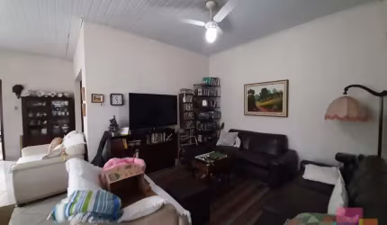 Casa com 3 quartos à venda na Rua Oscar A Schneider, --, Atiradores, Joinville por R$ 2.200.000