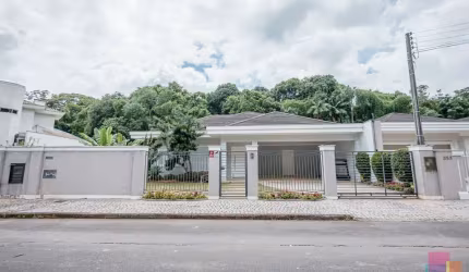 Casa com 4 quartos à venda na Rua Werner Brietzig, --, América, Joinville por R$ 1.790.000