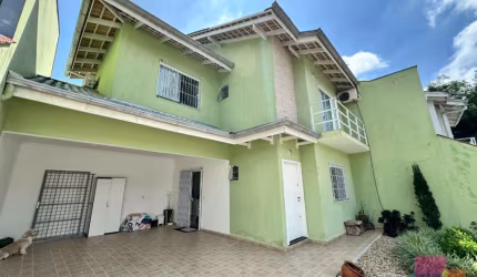 Casa com 3 quartos à venda na Rua Roberto Ponick, --, Bom Retiro, Joinville por R$ 664.000