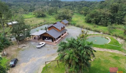 Chácara / sítio com 3 quartos à venda na Usina, --, Vila Nova, Joinville por R$ 2.930.000