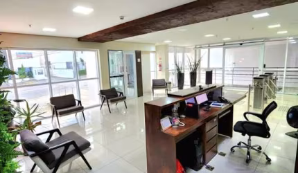 Linda Sala Comercial de 32m² em São Bernardo do Campo: 1 Vaga de garagem, 1 Banheiro privativo e copa!
