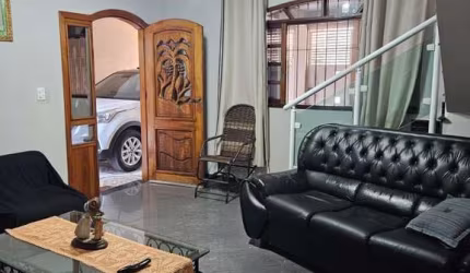 Sobrado à venda em São Paulo, Vila Helena, com 3 quartos, com 200 m²