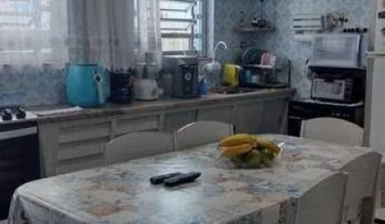 Casa à venda em São Paulo, Chácara Mafalda, com 2 suítes, com 180 m²