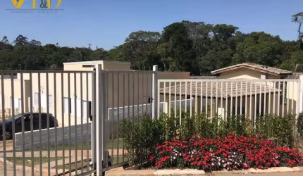 Sobrado à venda em Cotia, com 3 quartos, com 110 m²