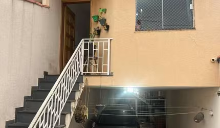 Sobrado à venda na Vila Rio Branco!