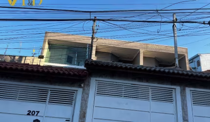 Sobrado Individual no Jardim à venda!