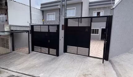 Sobrado à venda em São Paulo, Parque Guaianazes, com 2 quartos, com 70 m²