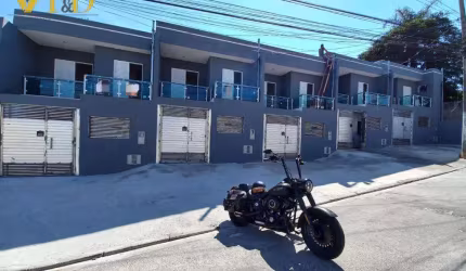 Sobrado à venda em São Paulo, Itaquera, com 3 quartos, com 90 m²
