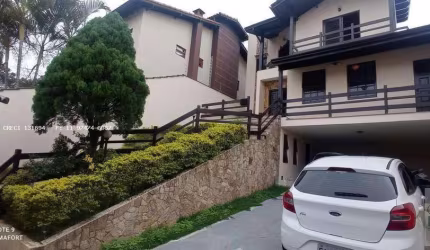 Casa para Venda em Mogi das Cruzes, Vila Suissa, 3 dormitórios, 1 suíte, 3 banheiros, 6 vagas