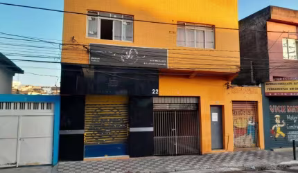 OPORTUNIDADE: EXCELENTE CASA,SALÃO E SALAS NO CENTRO DE CARAPICUÍBA!