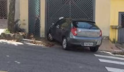 EXCELENTE CASA PARA RENDA - JD. SANTA BRIGIDA