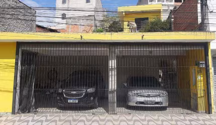 EXCELENTE CASA COM 04 DORMITÓRIOS - ARISTON!
