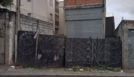 EXCELENTE IMOVEL PARA INVESTIMENTO - SALÃO + CASA COM 04 DORMITÓRIOS!
