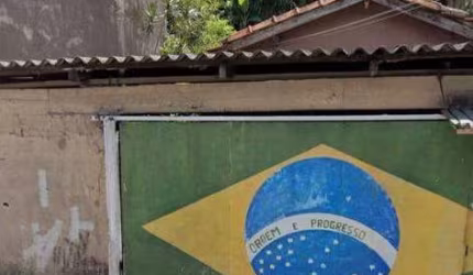 EXCELENTE TERRENO OPORTUNIDADE.