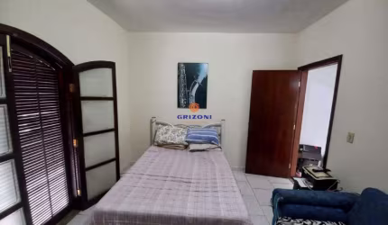 Casa para venda no Parque São Geraldo, 3 quartos, sendo 1 suíte, sala 2 ambientes, 4 vagas de garagens