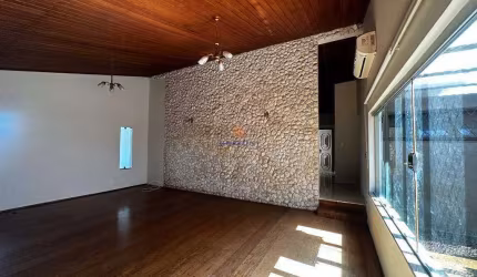 CASA VILA GUEDES DE AZEVEDO | 5 QUARTOS | 4 SUÍTES | 2 SALAS | 3 VAGAS
