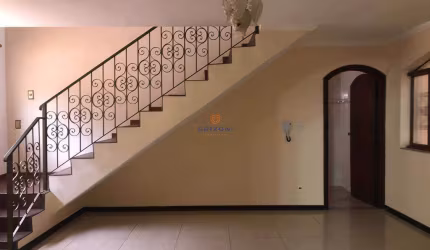 Casa com 3 quartos à venda no bairro Vila Mesquita