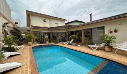 CASA JARDIM ESTORIL 4 | 3 SUÍTES | ÁREA DE LAZER COMPLETA