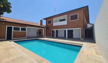 CASA JD ESTORIL II I 5 QUARTOS | 4 SUITES | 6 BANHEIROS | 3 SALAS | 4 VAGAS
