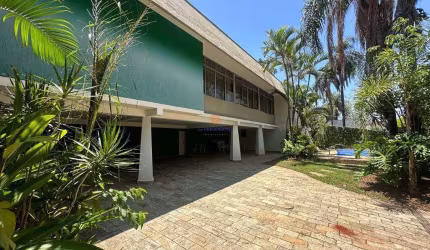 CASA JARDIM ESTORIL 2 | 4 QUARTOS | 2 SUÍTES | 3 SALAS | 6 VAGAS