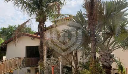 CASA NO RESIDENCIAL ESMERALDA - AGUDOS | 3 QUARTOS | 1 SUÍTES | 3 BANHEIROS | 4 VAGAS DE GARAGEM