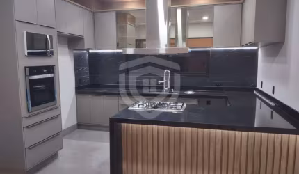 CASA TÉRREA |RESIDENCIAL CYRELA | 3 SUITES | 5 BANHEIROS | 2 VAGAS