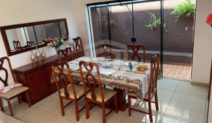 CASA COMERCIAL JARDIM AMERICA 6 quartos